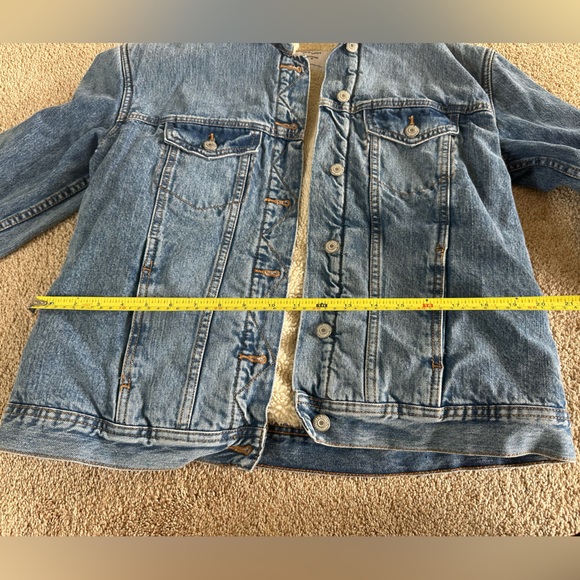 Old Navy Sherpa Lined Jean Jacket - Picture 8 of 8